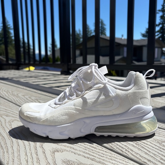 Nike Air Max 270 React Running Shoes Ivory BQ0103-100 Size 5Y Women's Size 6 - Picture 3 of 10